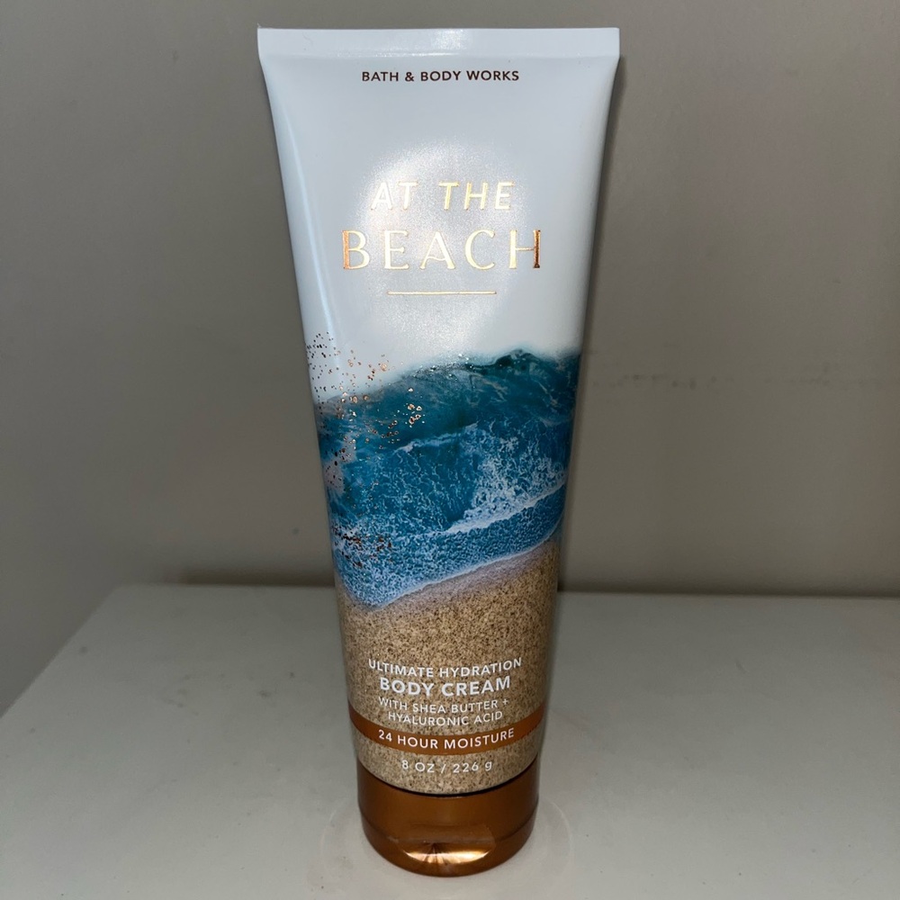 New! Bath & Body Works At The Beach Body Cream - Blue and Gold